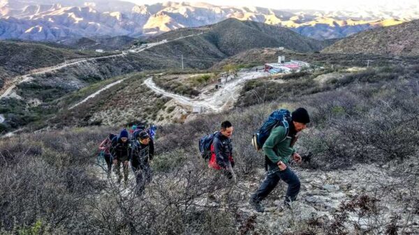 Senderismo Queretaro Biosfera de la Sierra Gorda Hiking Pinal de Amoles Cerro Media Luna Paraiso Puente de Dios
