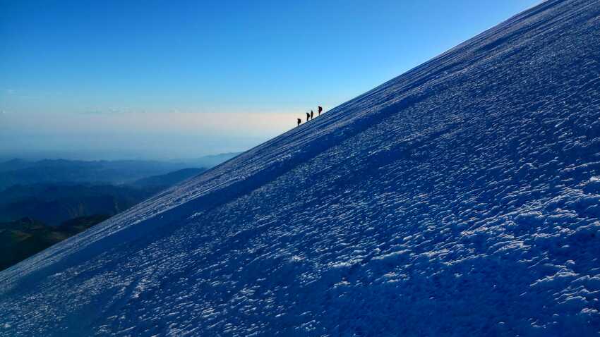 Cumbre Pico de Orizaba desde raíz guías de montaña senderismo montañismo méxico rutas extremas