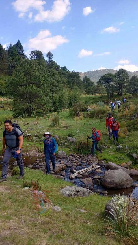 senderismo, cdmx, taravilla, media luna, dinamos, desierto de los leones, nezehuiloya, trekking, rapel, miradores, peñas, cumbres, hiking, montañismo, mexico, guías, grupos