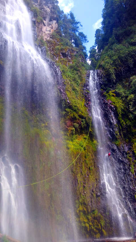 rapel, cascadas diamantes, vía ferrata, parque dos aguas, iztaccihuatl, guias de montaña, senderismo, cdmx, montañismo, rutas mx, aventura vertical, deportes extremos, cascadas