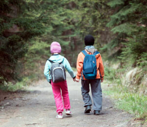 9b82dca84e523c3c69035016d2b322b3 aventura, niños, senderismo para niños, caminata infantil, sehuaya, rapel, cascada, aventura, dinosaurio, princesa, unicornio, cuento, día del niño